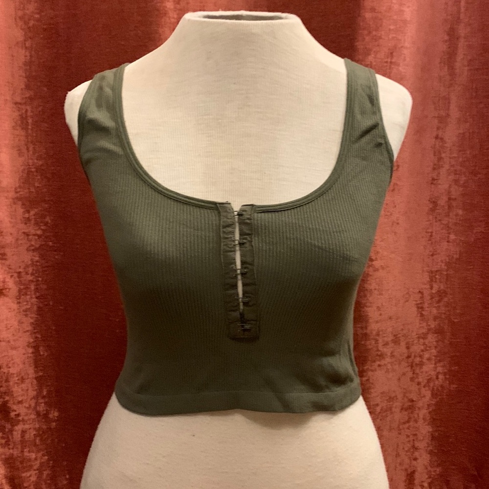 American Eagle Brand Sleep Top Olive Green Ribbed Size M/L No Defects